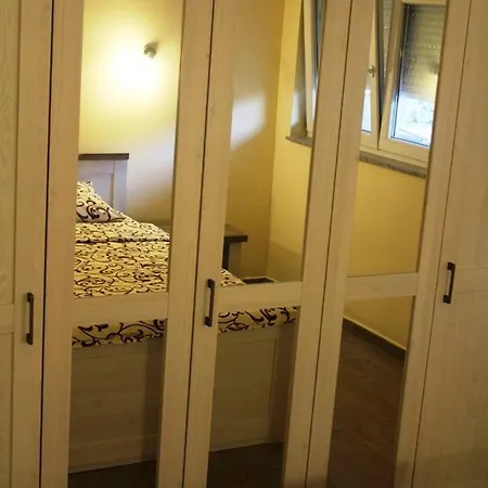 Apartment Sax