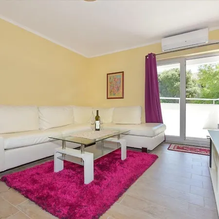Apartment Sax Jezera