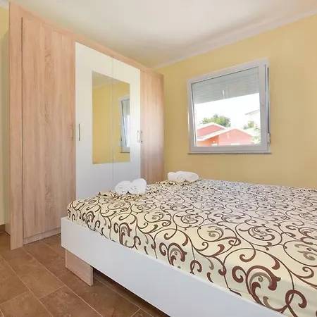 Sax Apartment *
