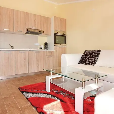 Sax Apartment *