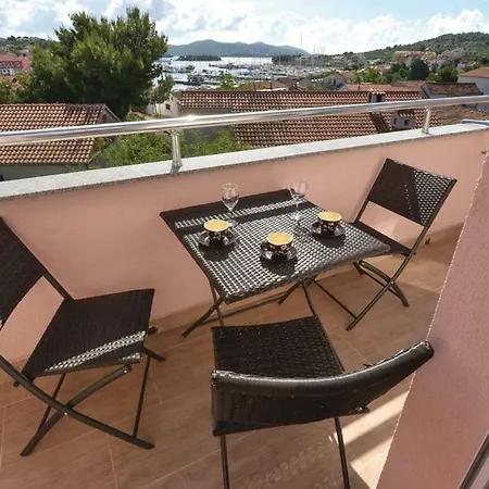 Sax Apartment *